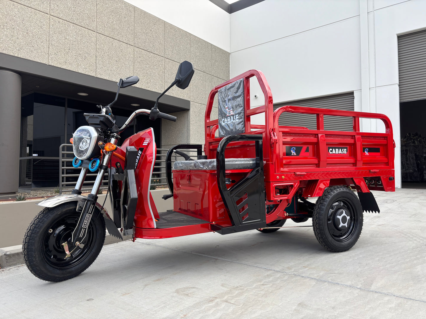 1.5M ELECTRIC CARGO TRICYCLE: Red