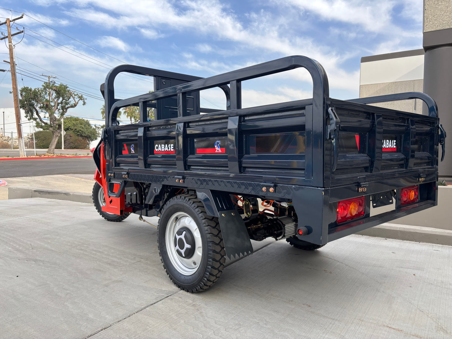 1.6M ELECTRIC CARGO TRICYCLE: Navy